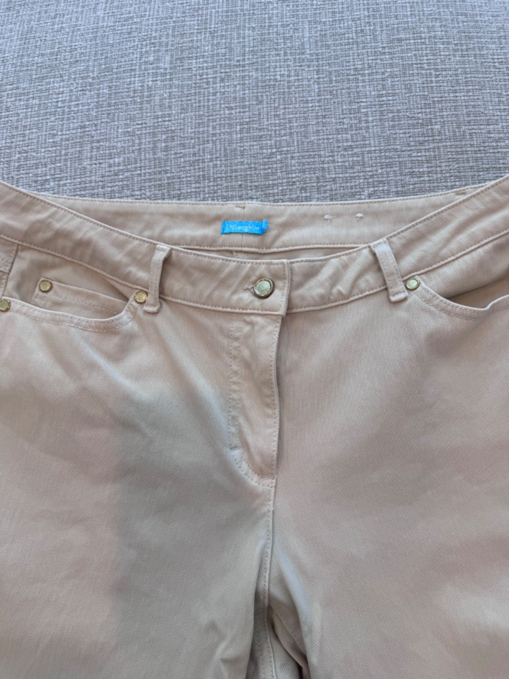J. McLaughlin Women’s Lexi Straight Leg Jeans in Raw Beige Wash Size 12 - Picture 5 of 16